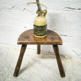 Tripod cowherd stool