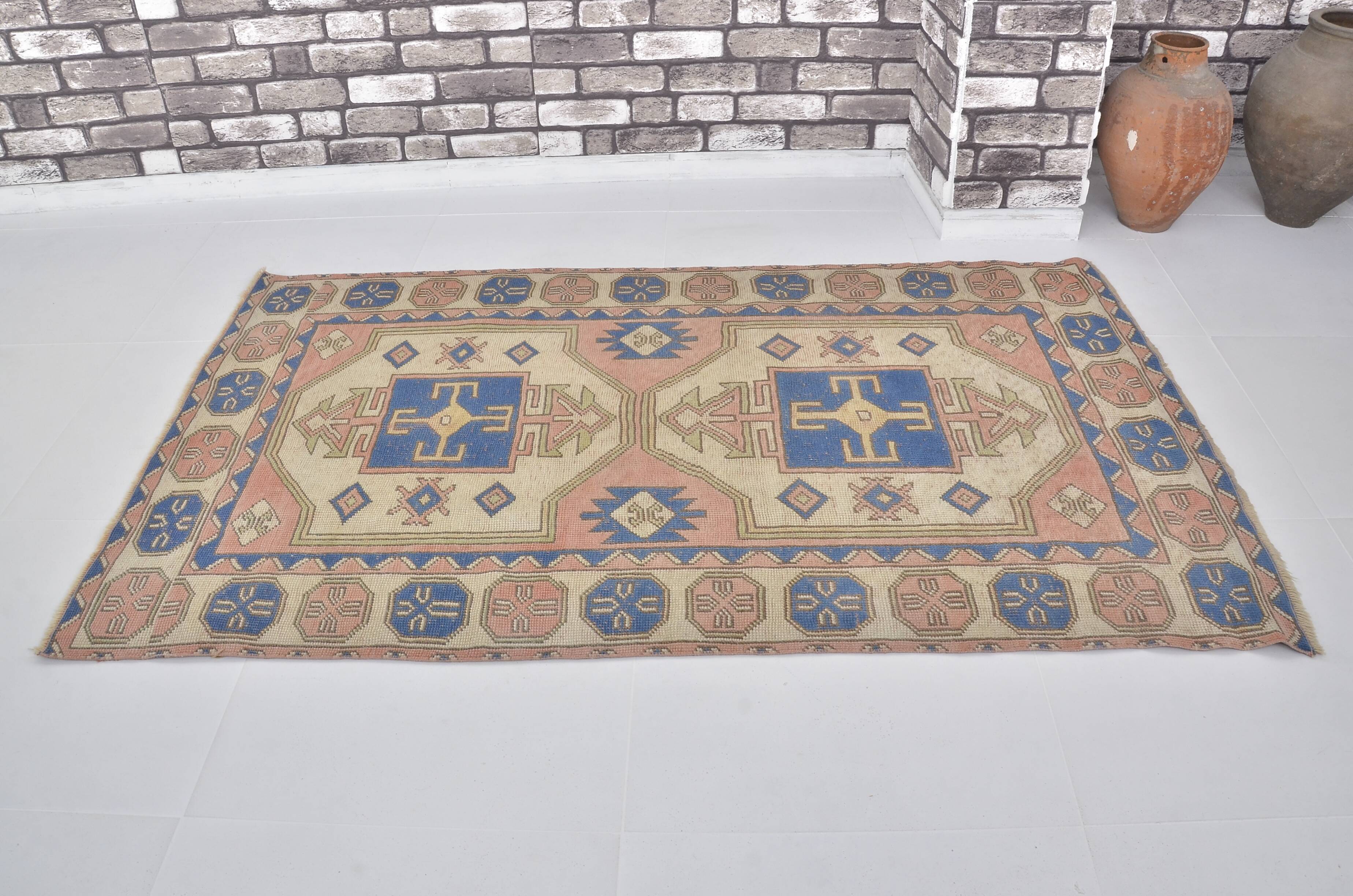 Tapis Oushak noué à la main