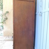 Asymmetrical cabinet