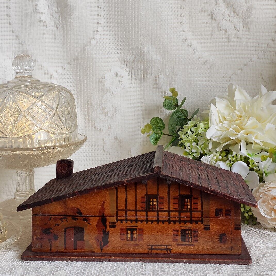 Wooden chalet box