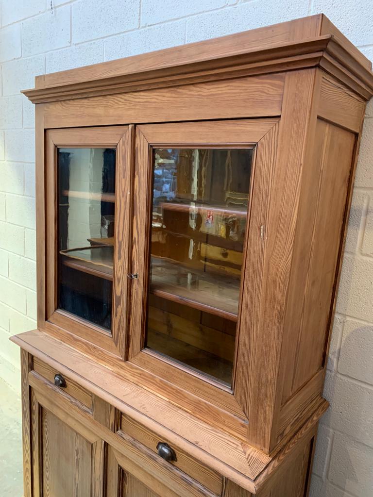 Early XXth century fir vessel