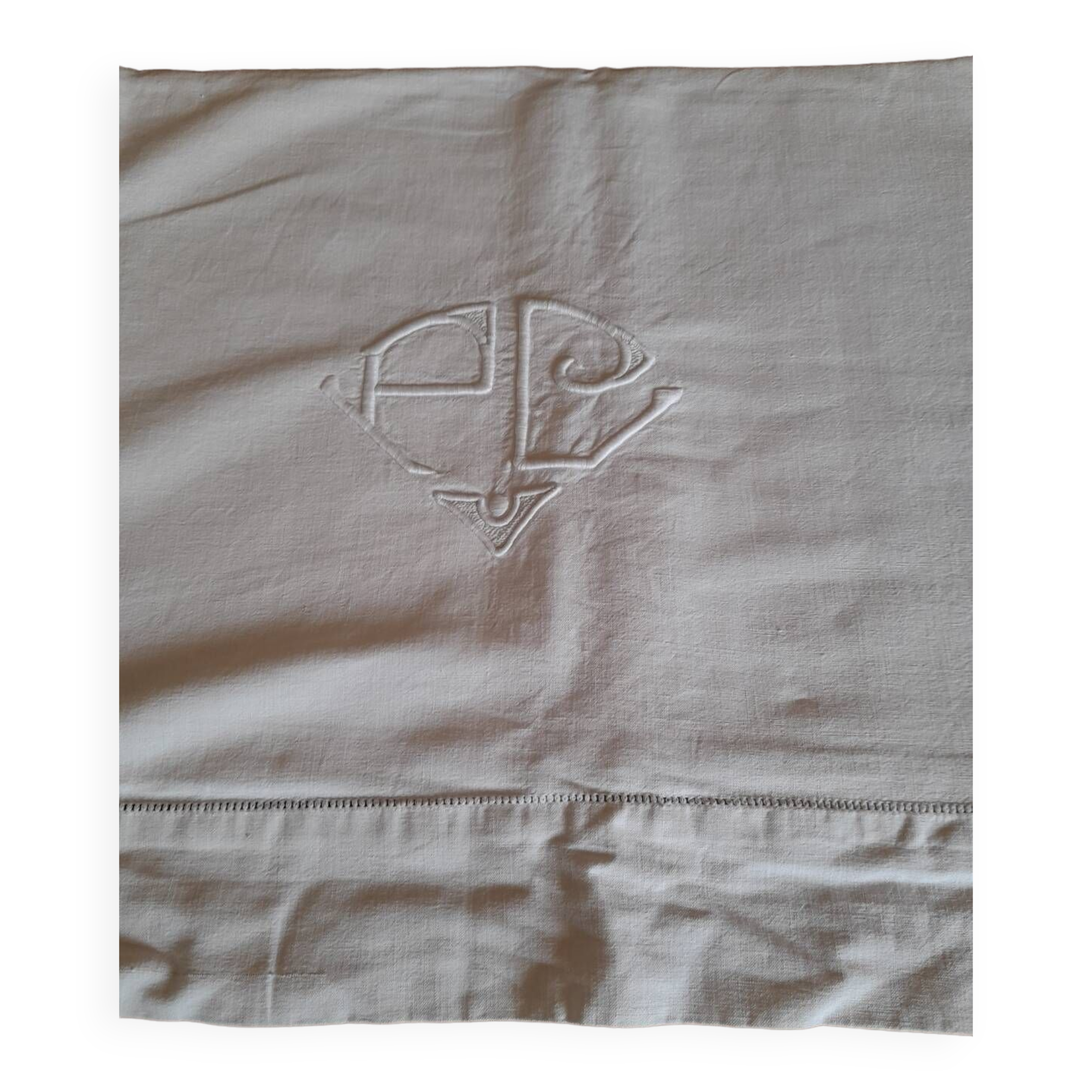 Old embroidered sheet 200*340