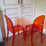 2 Chaises orange Victoria Ghost design Starck éditées par Kartell