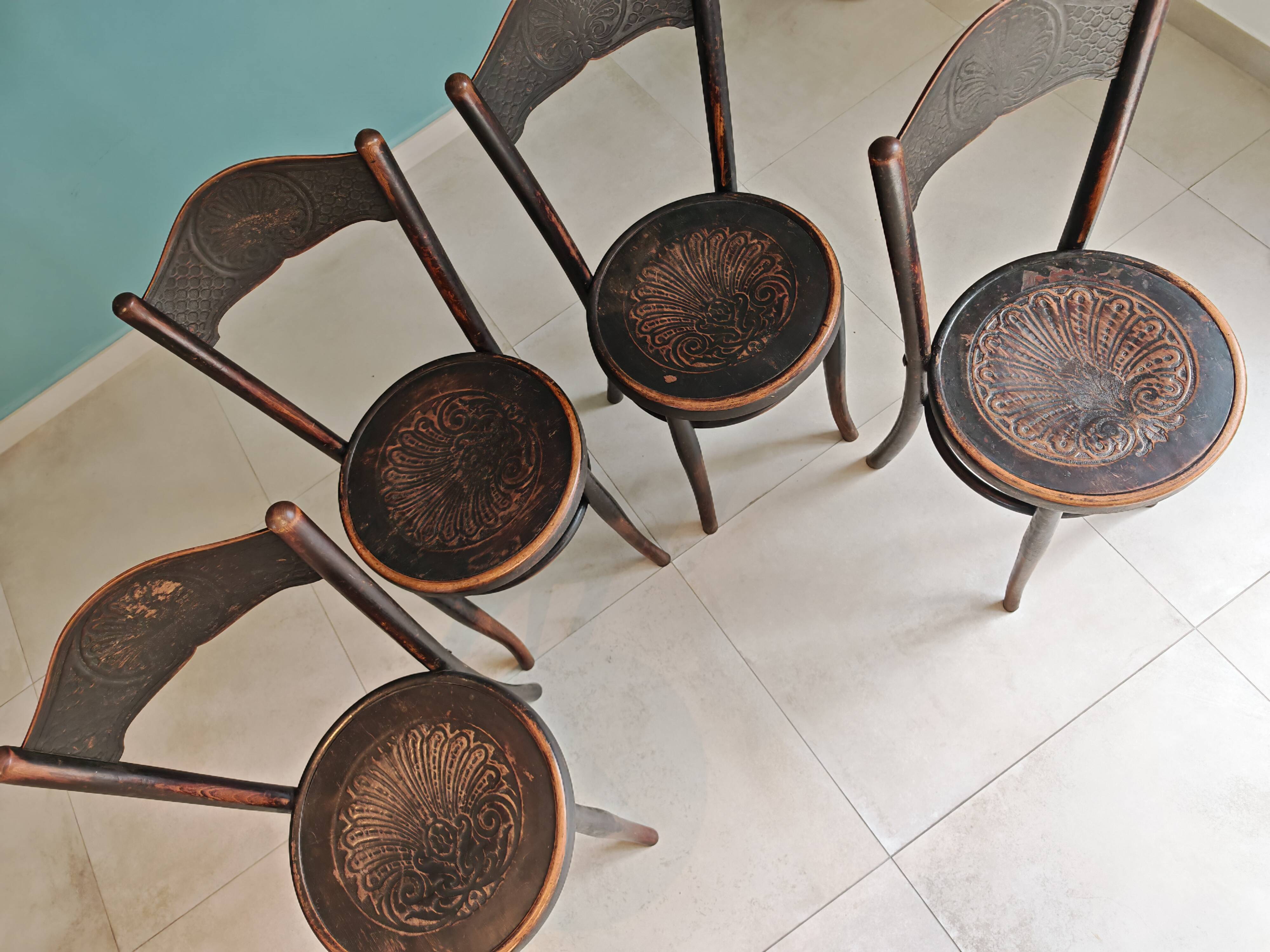Rare set of 4 Jacob & Josef Kohn bistro chairs, bent wood, stamped 1900.
