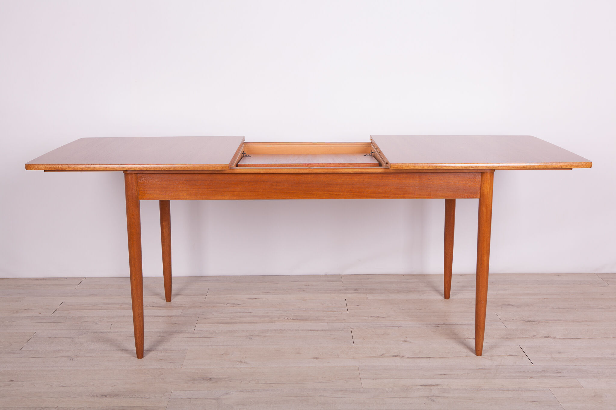 Mid-century extendable dining table , 1960s