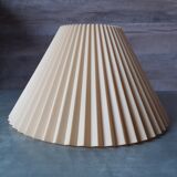 Vintage lamp flower marguerite