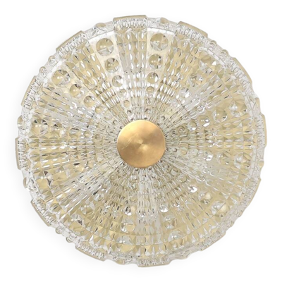 Plafonnier en cristal et laiton d'Orrefors pour Lyfa, années 1970