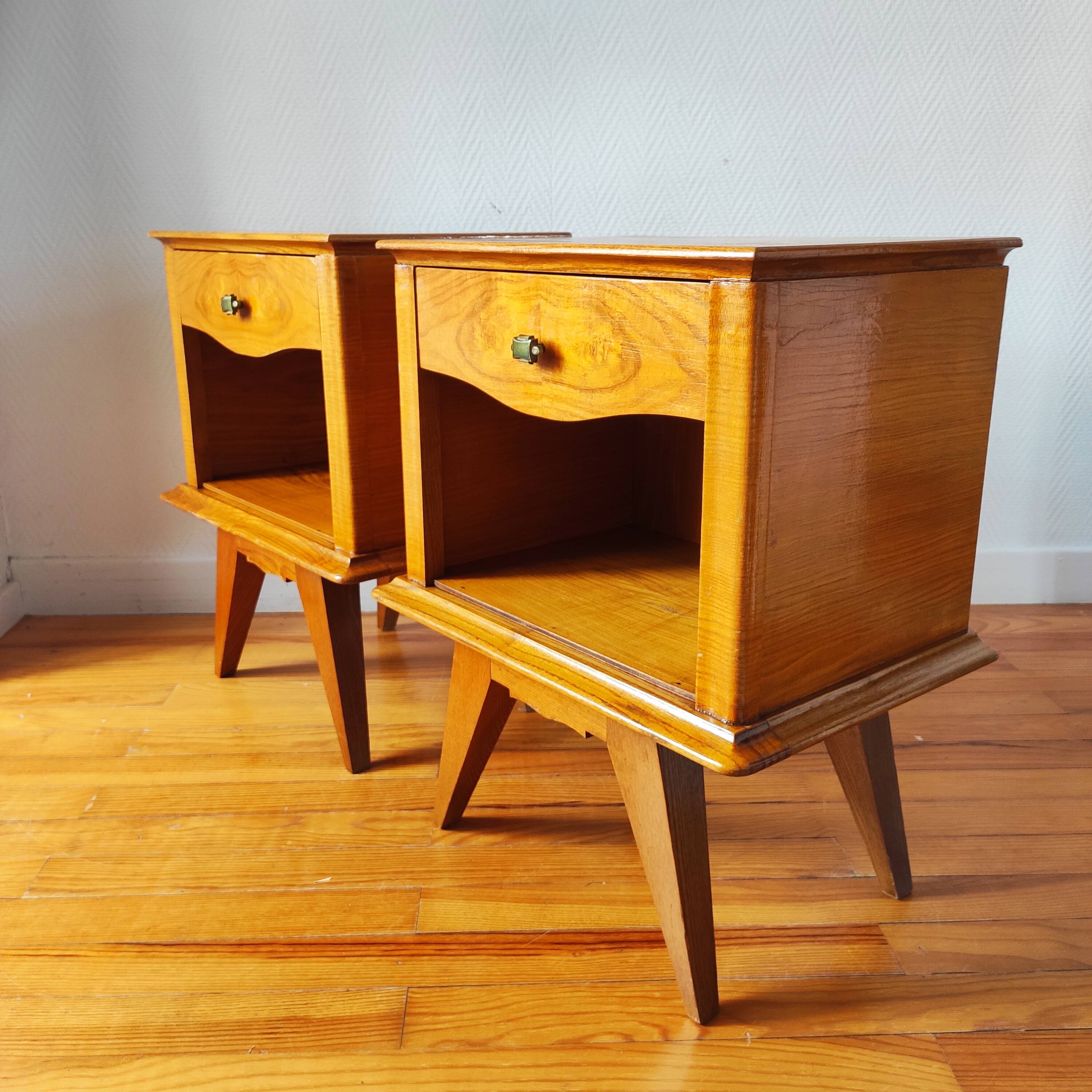 Paire de tables de chevets vintage 1950