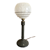 Lampe art déco pied en métal embossé et verre de clichy , 1920