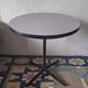 Table bistro / table d'appoint circulaire Eames Vitra Miller avec base contract, années 1960