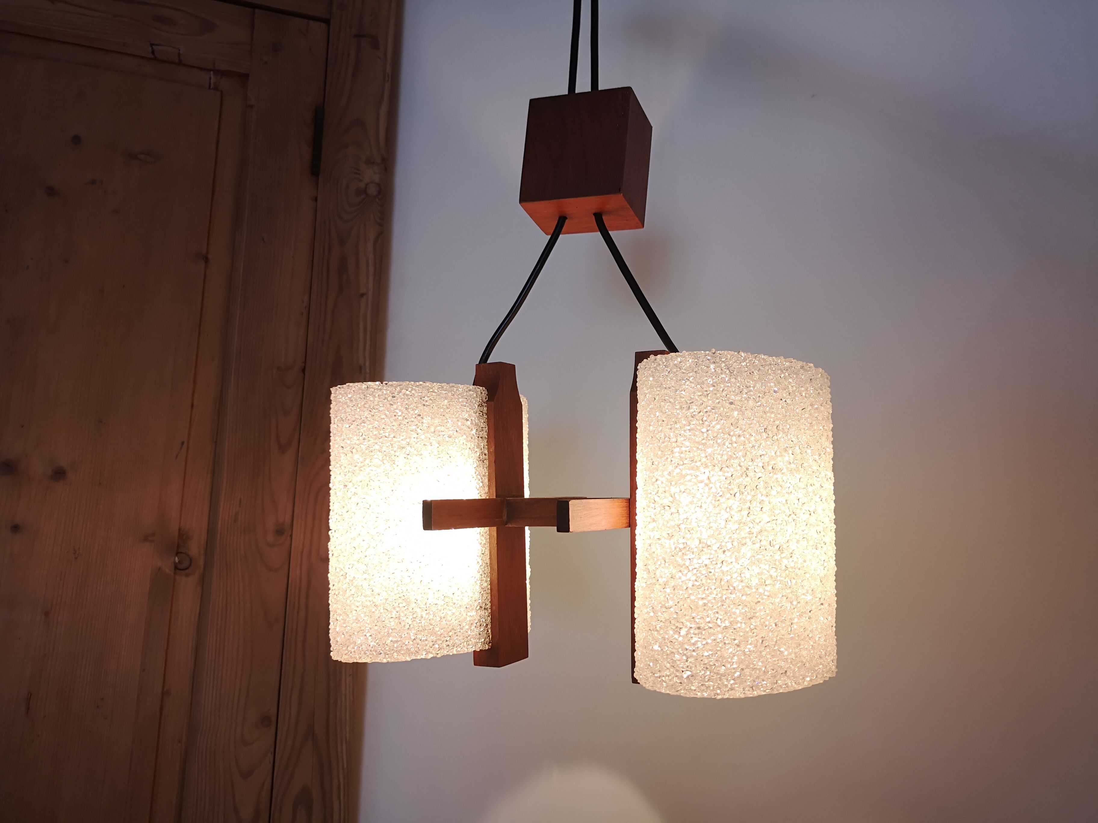 Vintage suspension, Scandinavian in perspex and wood