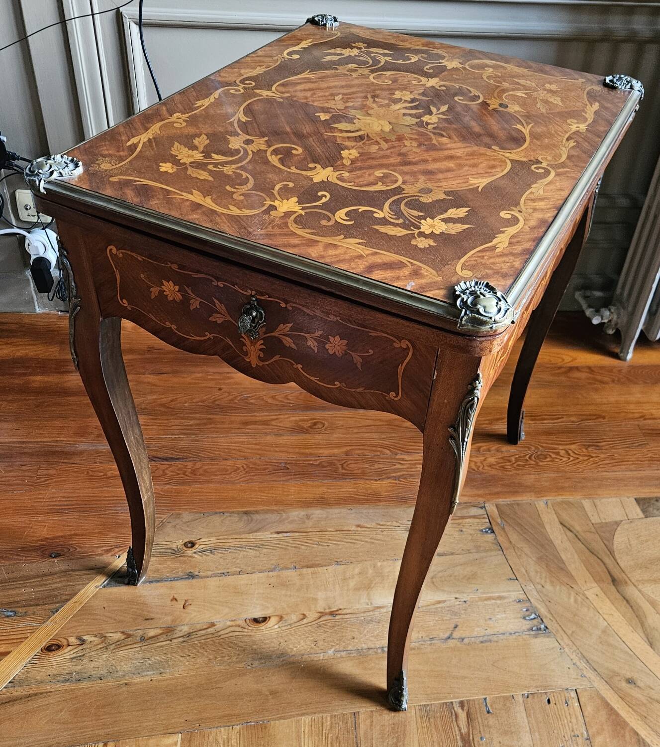 Game table in parquetry, Louis XV style