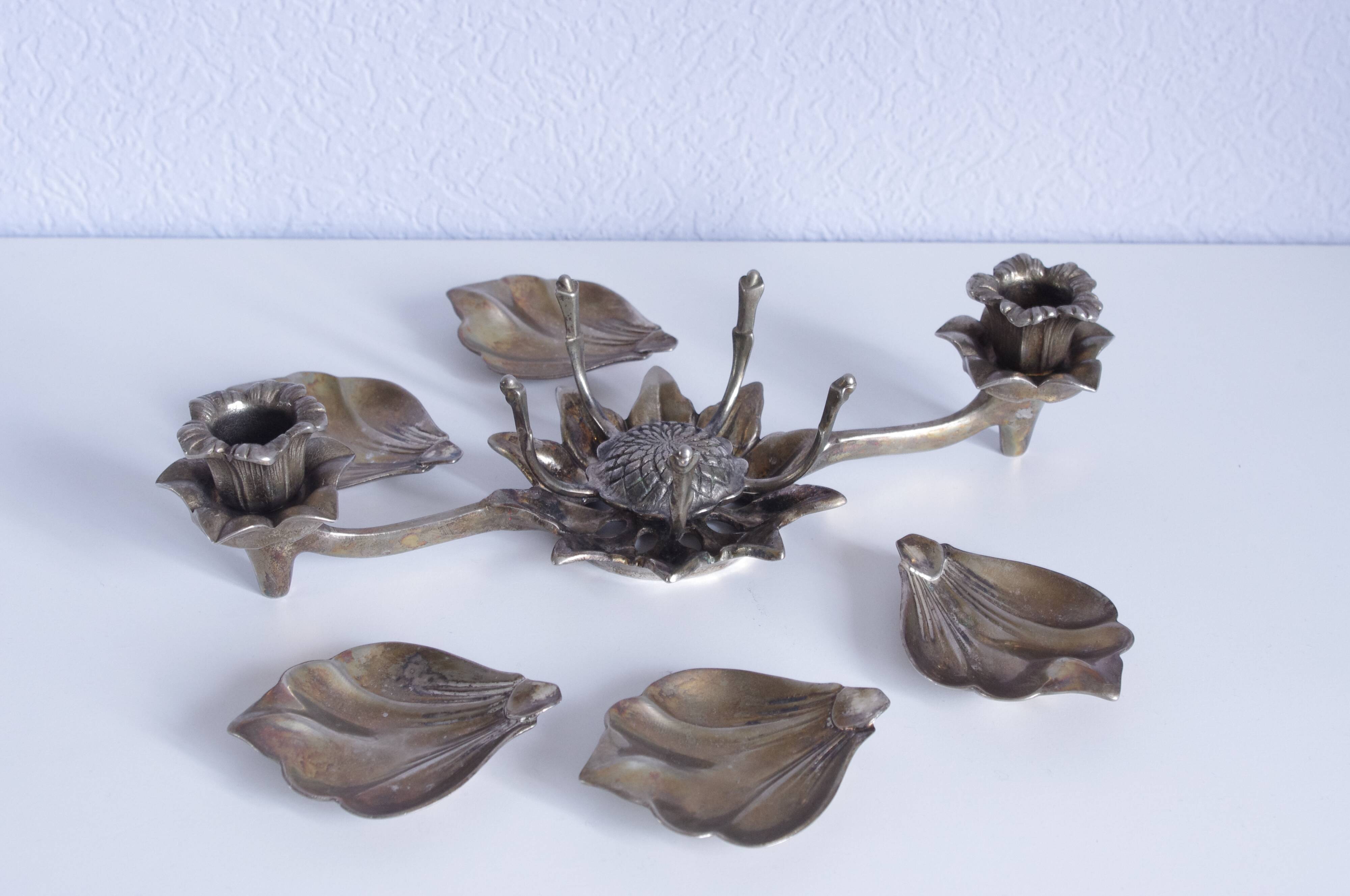 Ashtray in the shape of flower candleholder
