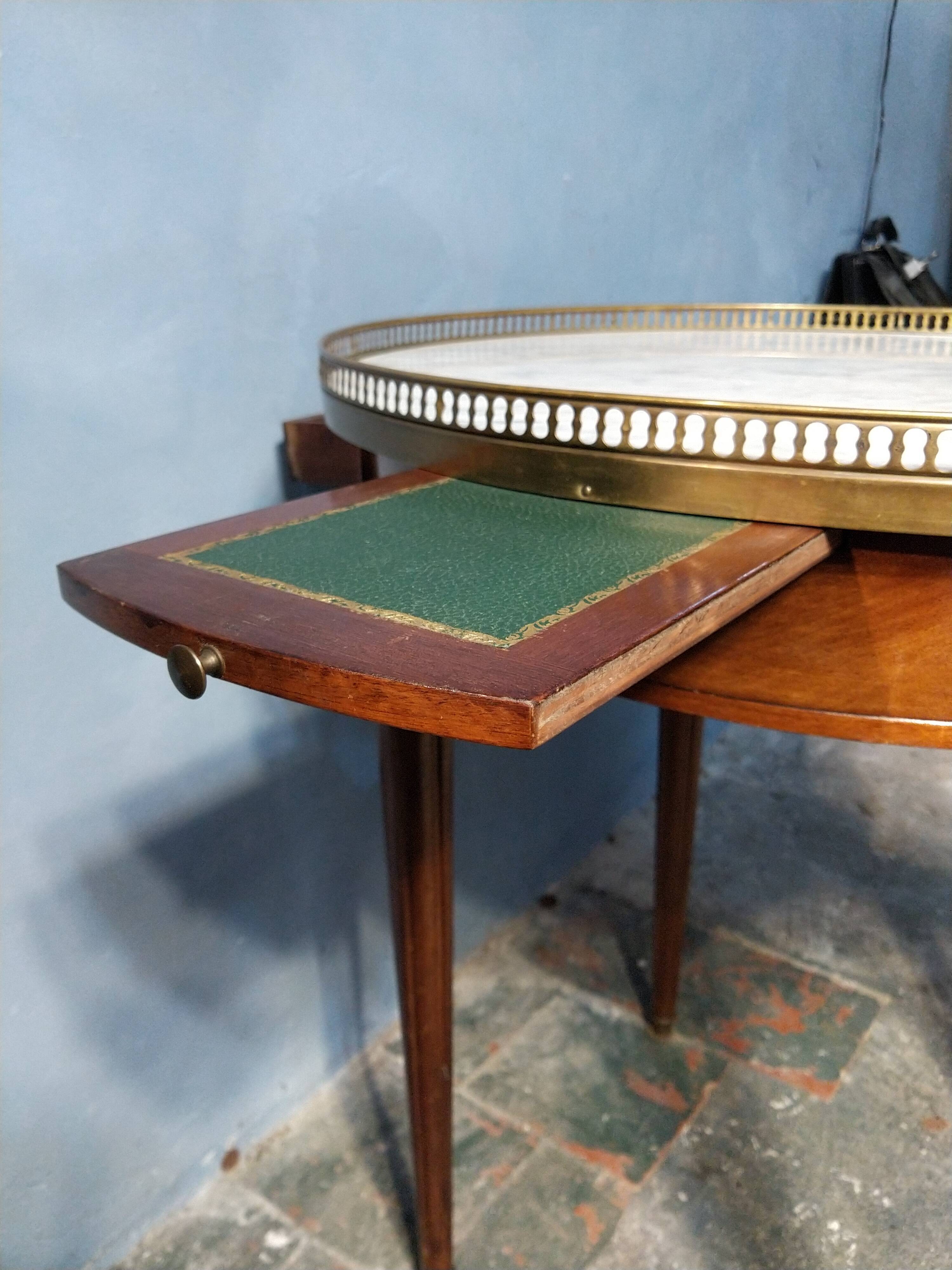 Hot water bottle table