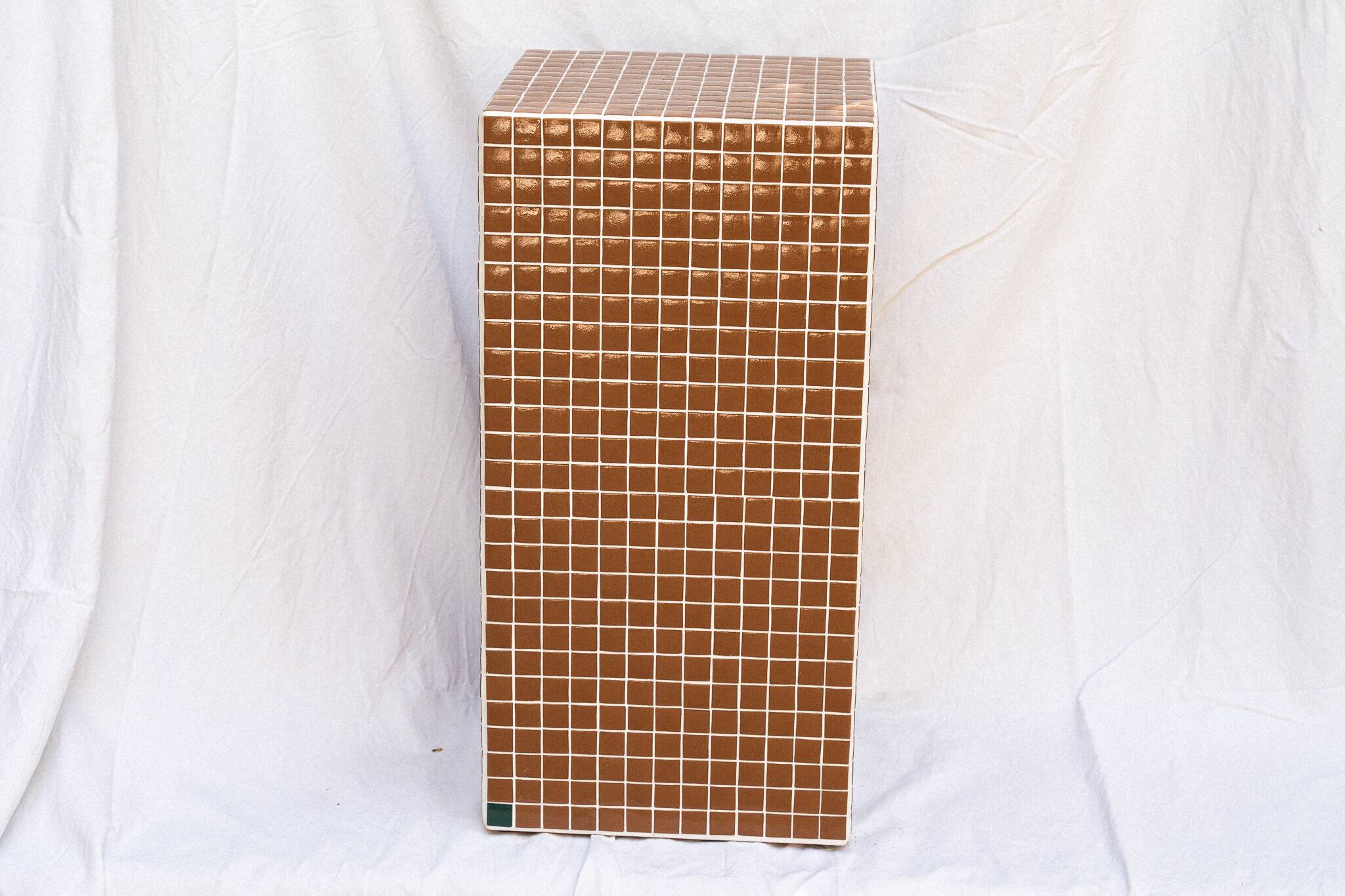 Brown column side table 66x33 cm