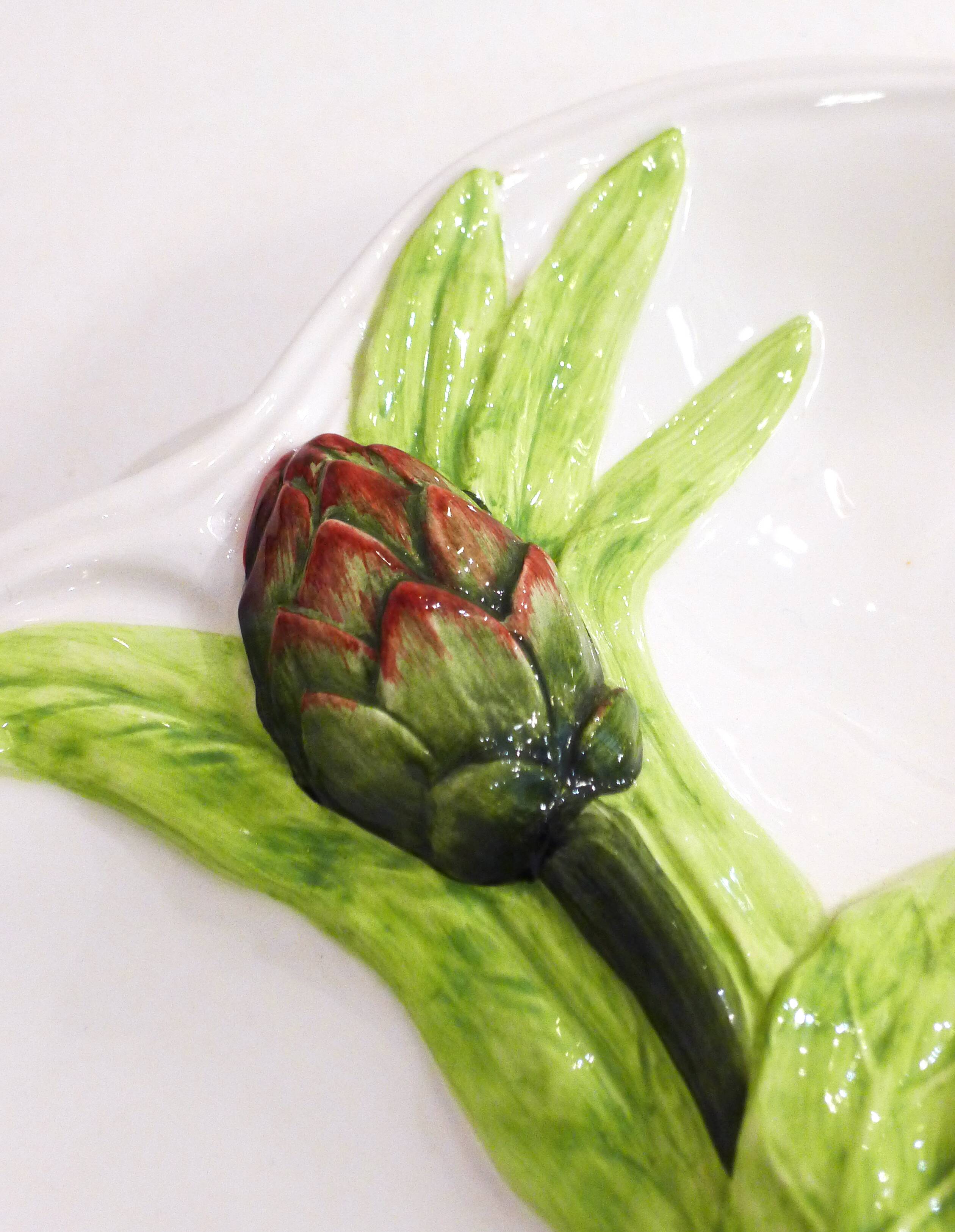 Dish dabbling artichokes