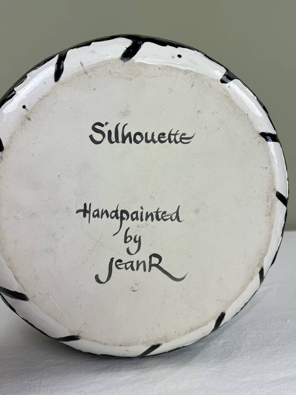 “Silhouette” handcrafted ceramics