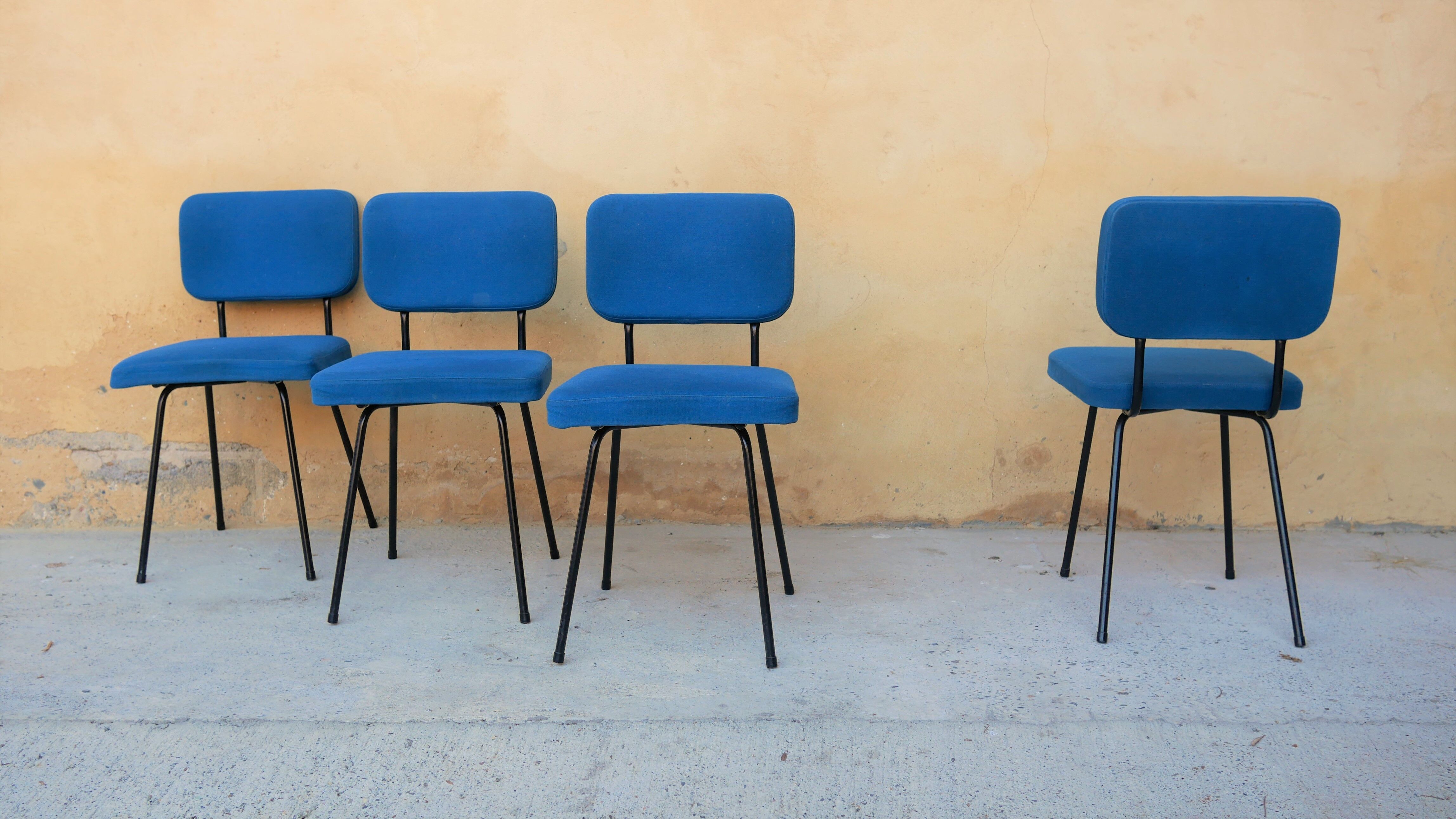 Series of 4 vintage chairs by André Simard for Airborne editions