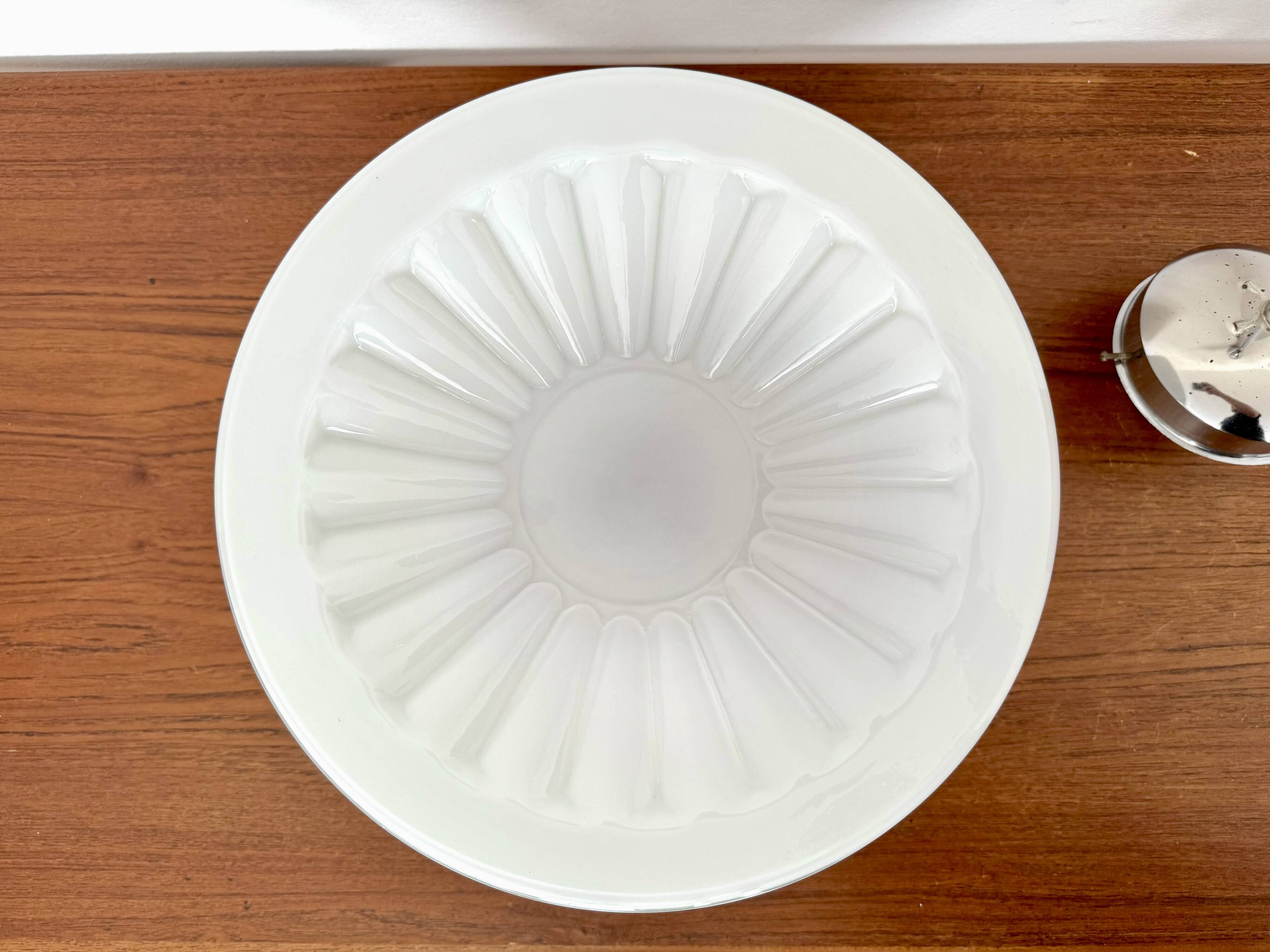 Suspension en verre opalin de Napako