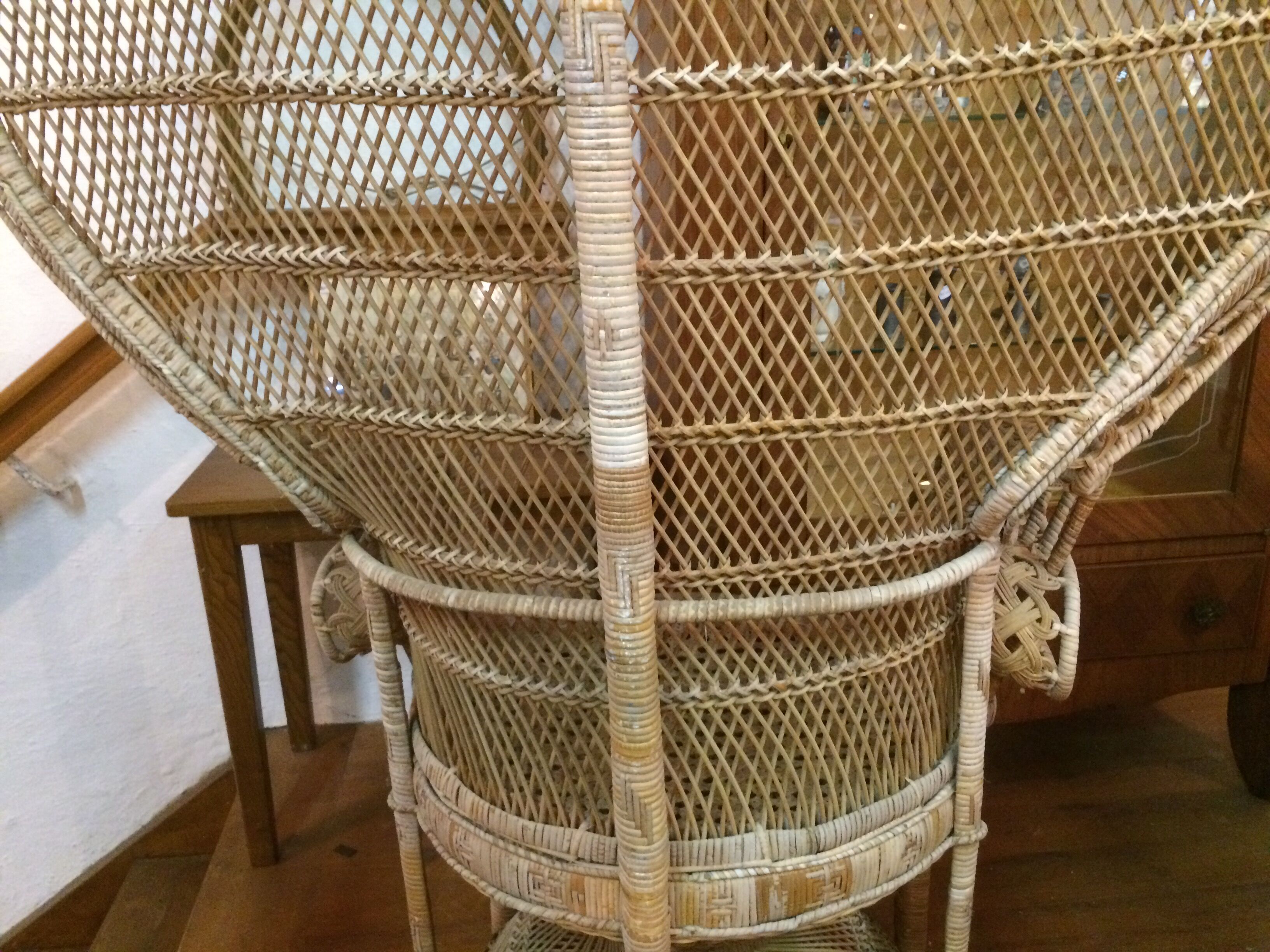 Large Emmanuelle chair in wicker and rattan Era 1970