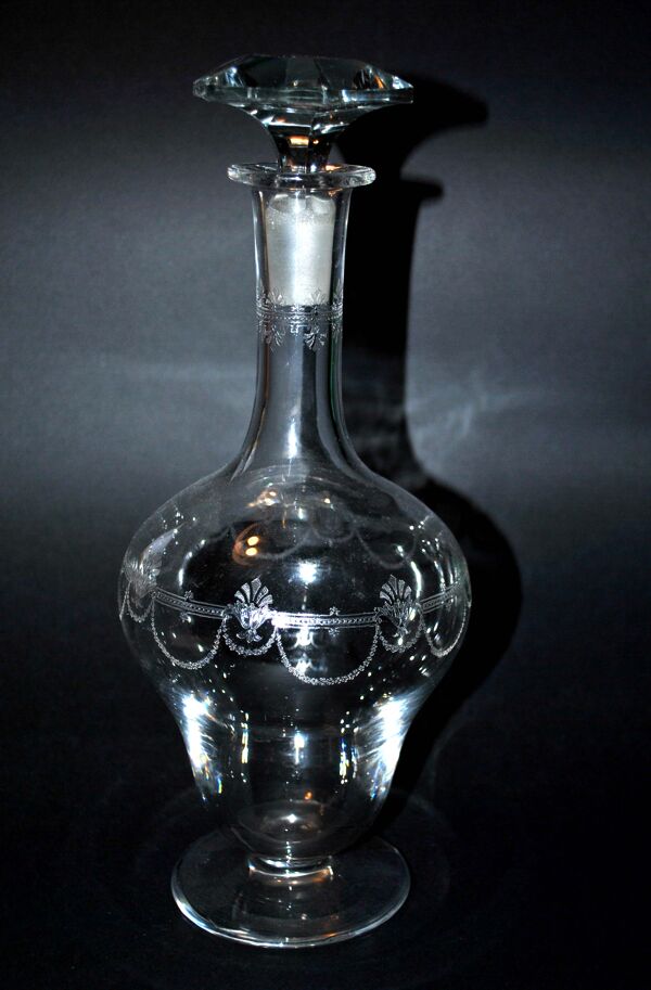 Carafe reims en cristal de saint-louis décor gravé à l'acide ''cristal de roche'' 1930