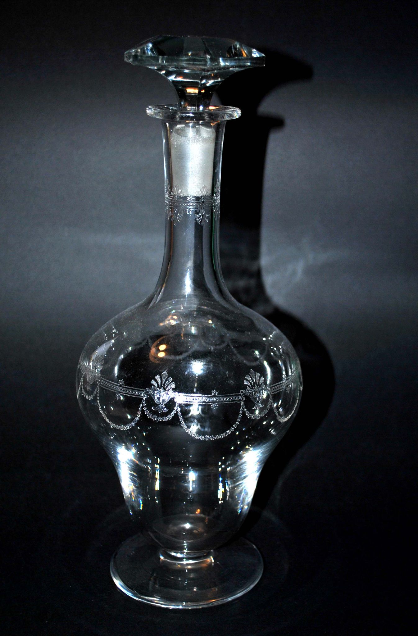 Carafe reims crystal of saint-louis decoration engraved with acid "rock crystal" 1930