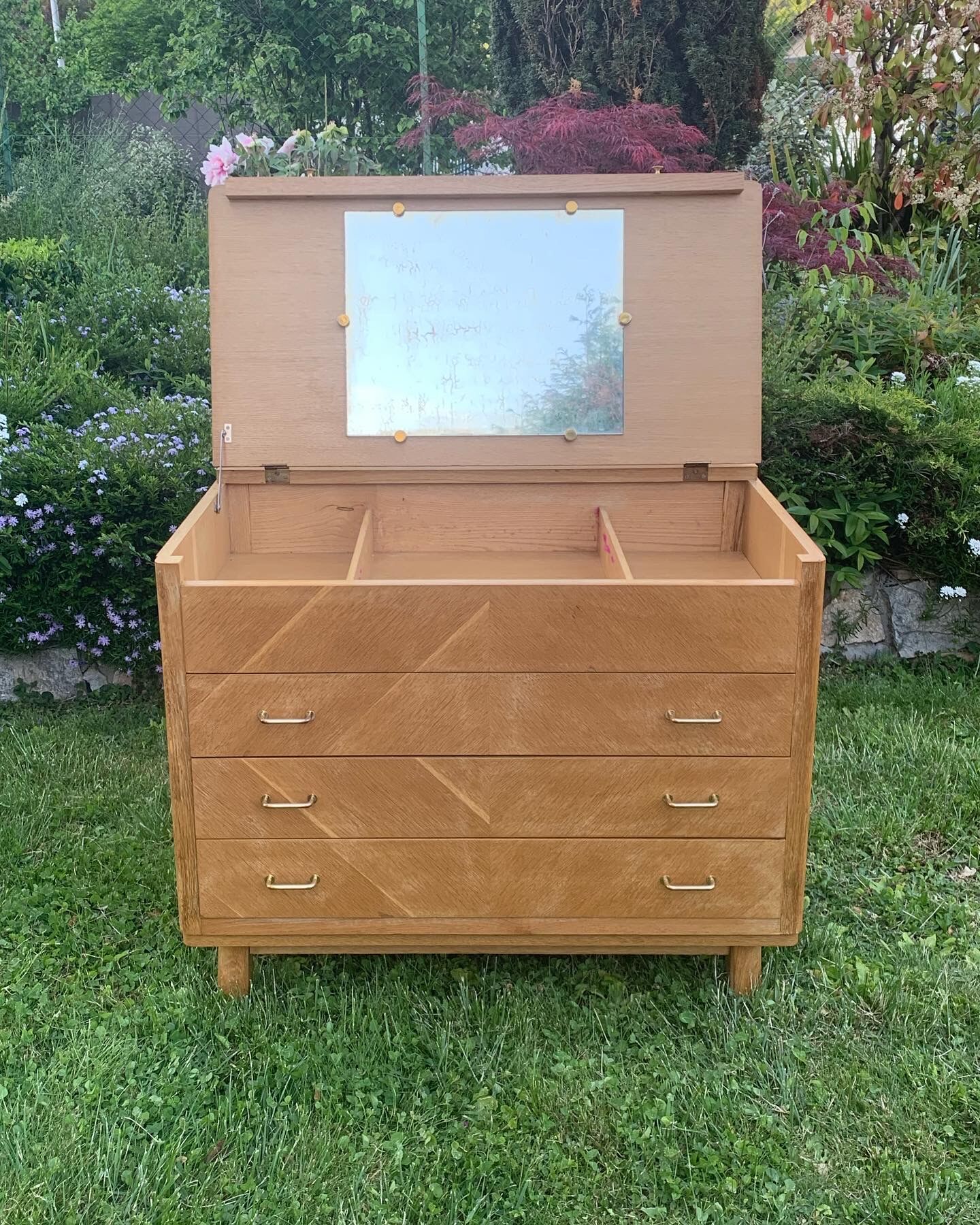 Dresser / dressing table vintage light wood 60s
