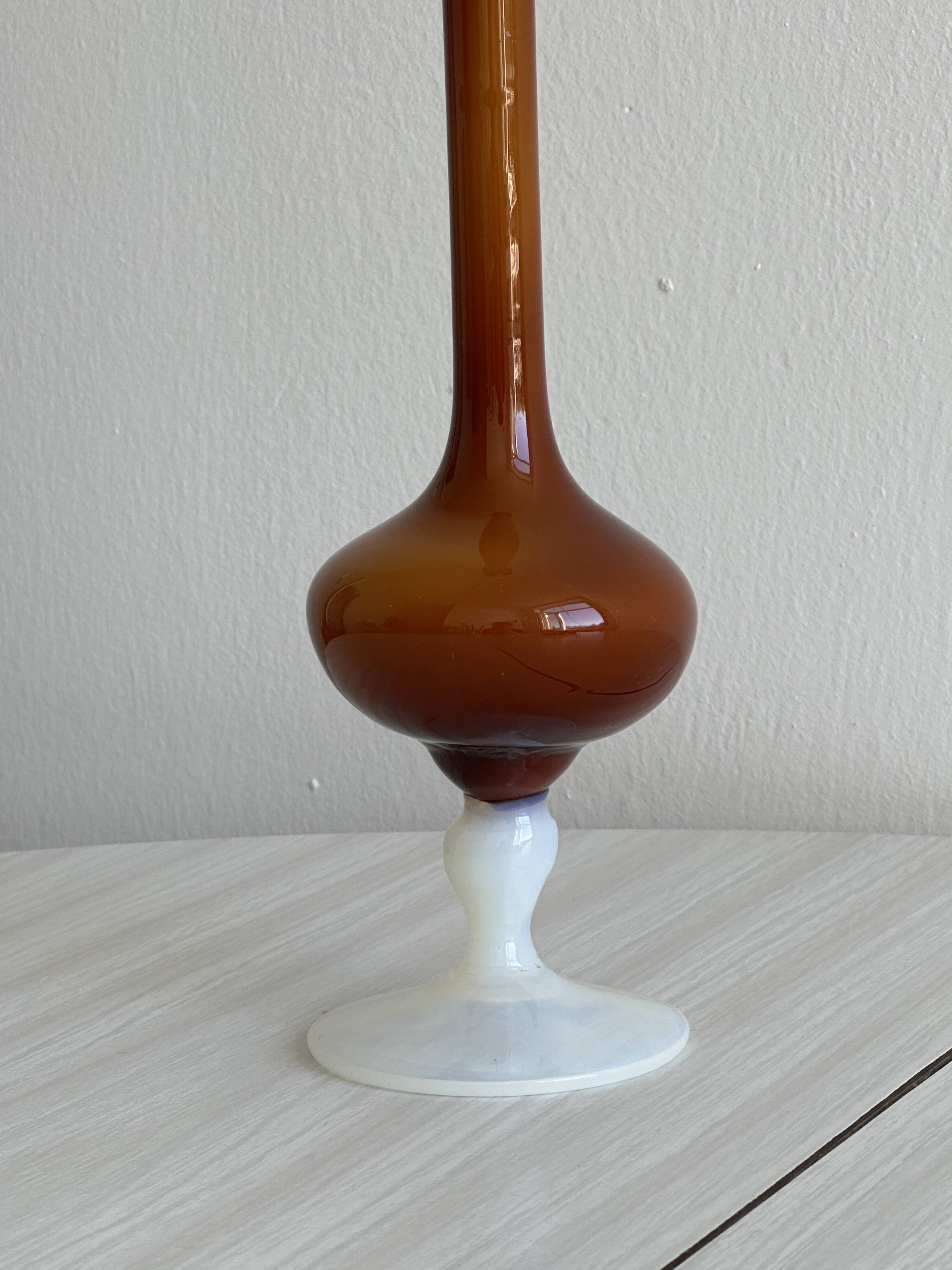 Glass soliflore vase