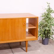 Buffet long de style scandinave double face entièrement restauré par Sedláček & Vyčítal, Tchécoslovaquie,