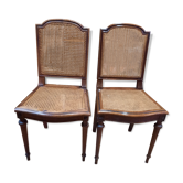 Paire de chaises de style Louis XVI