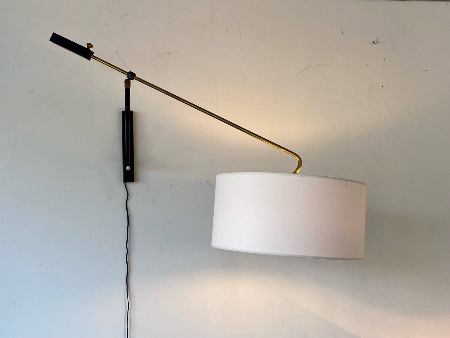 Wall lamp with arms and counterweight 1950