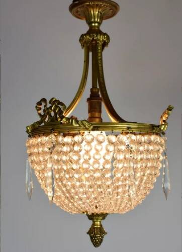 Bronze chandelier and Louis XVI pendants