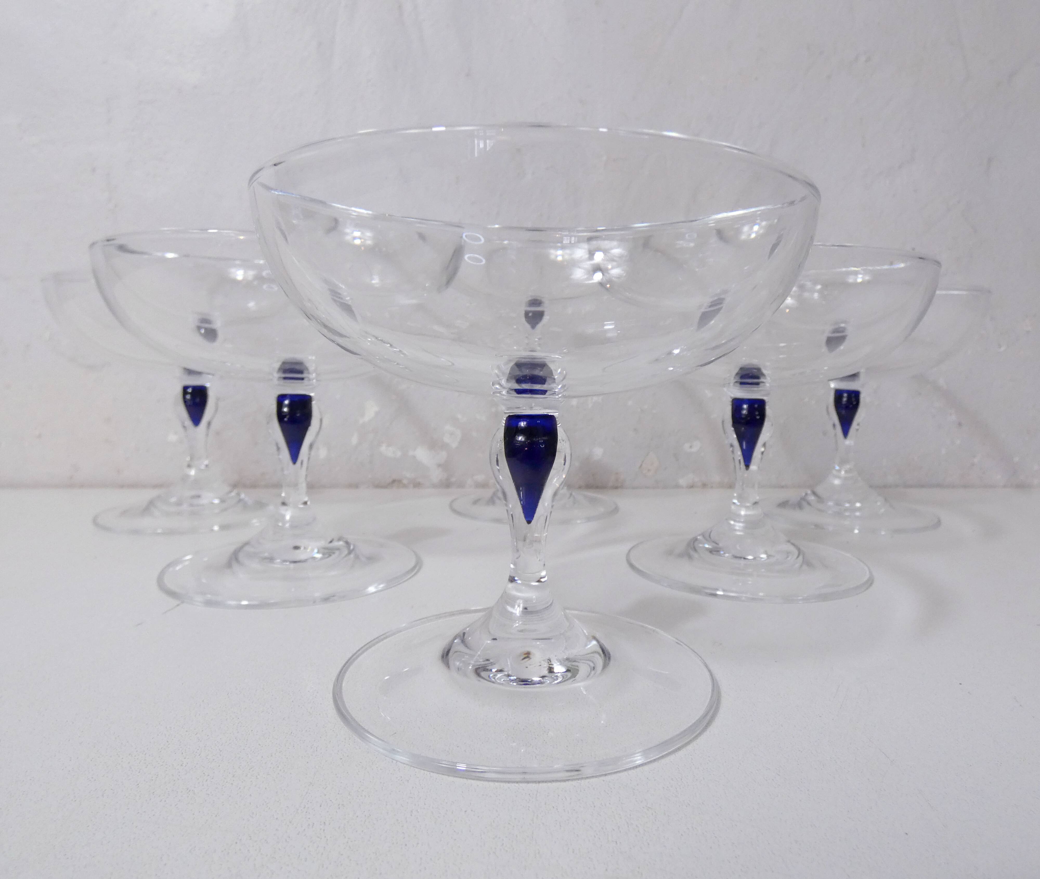 6 champagne glasses in Arques crystal Venice sapphire
