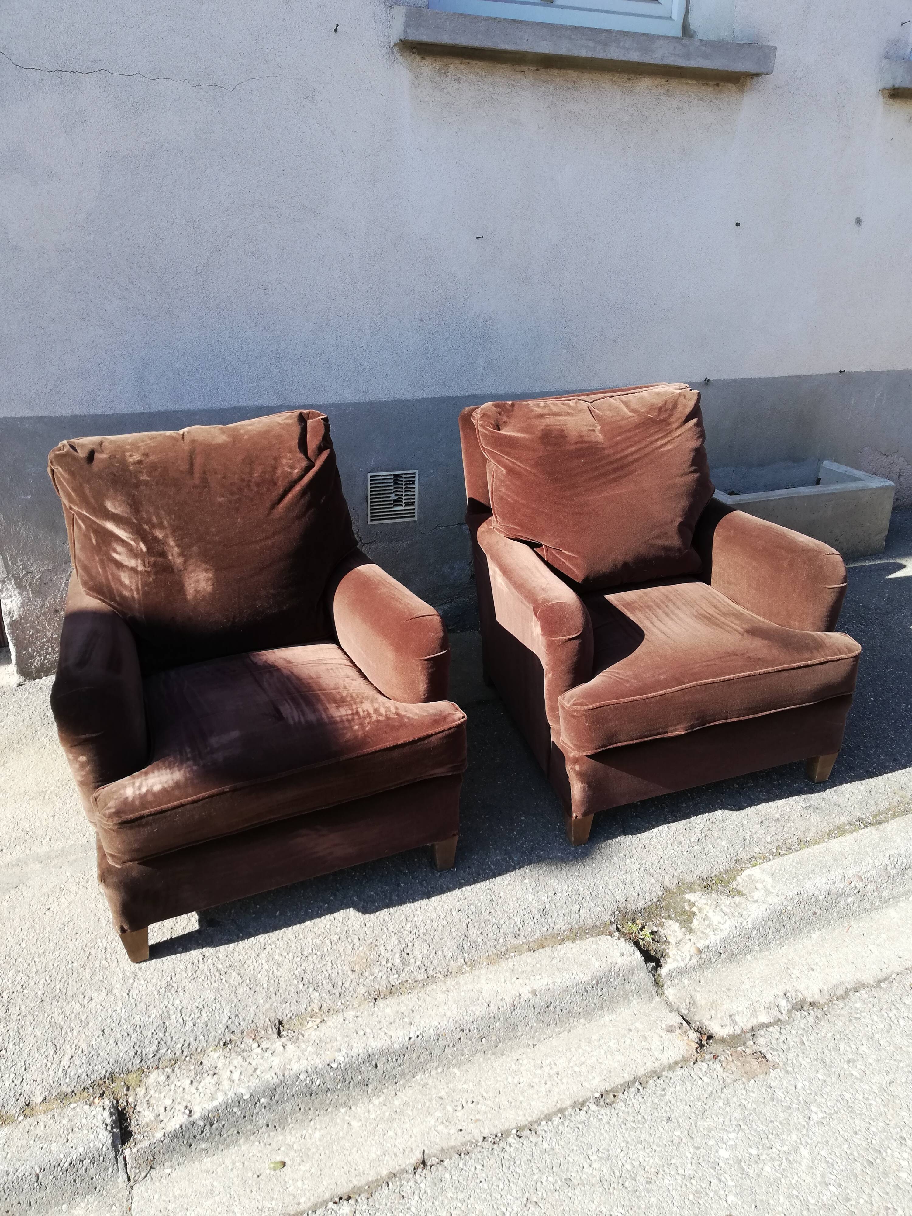 Pair of armchairs year 50 chocolate velvet