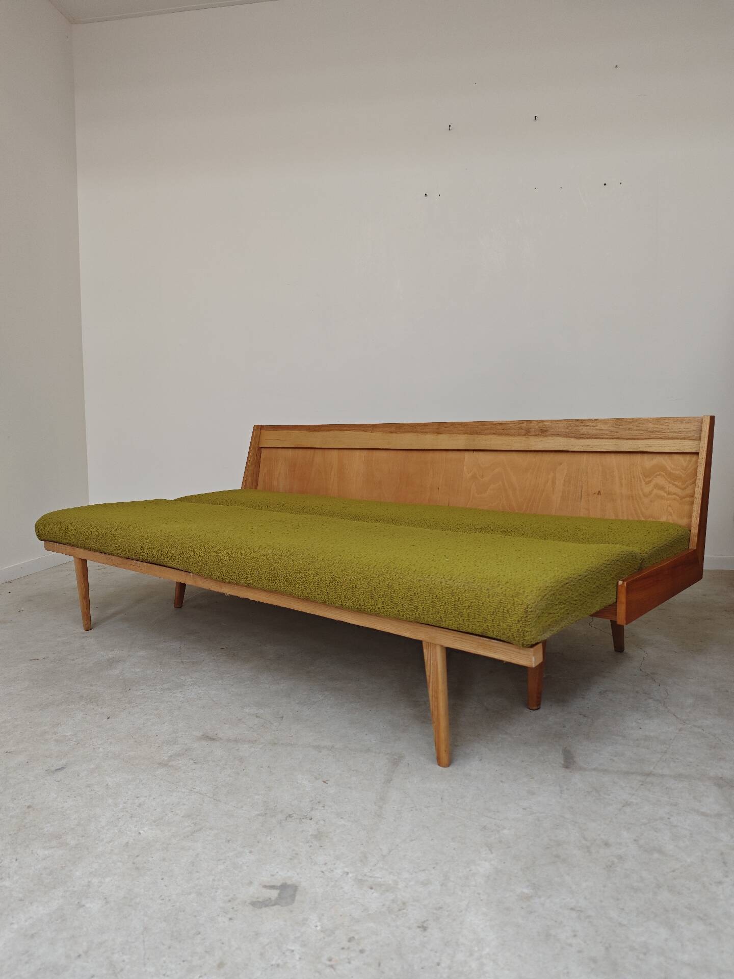 Folding daybed green Interier Praha Ex Czechoslovakia