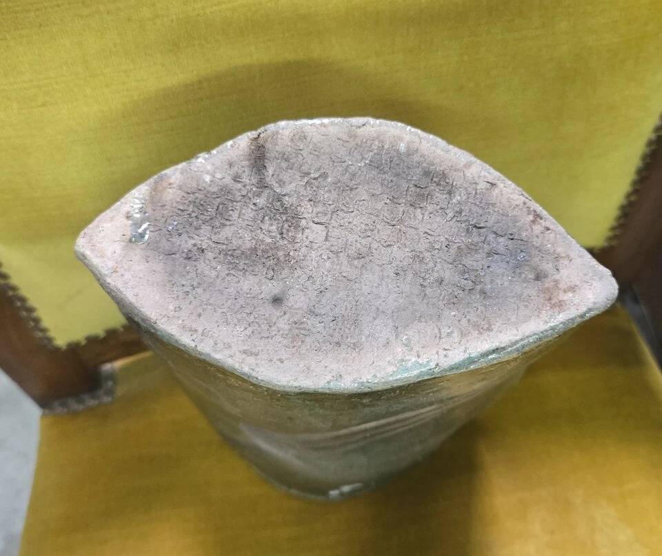 Large sculptural vase in glazed ceramic, artwork from around 1970.