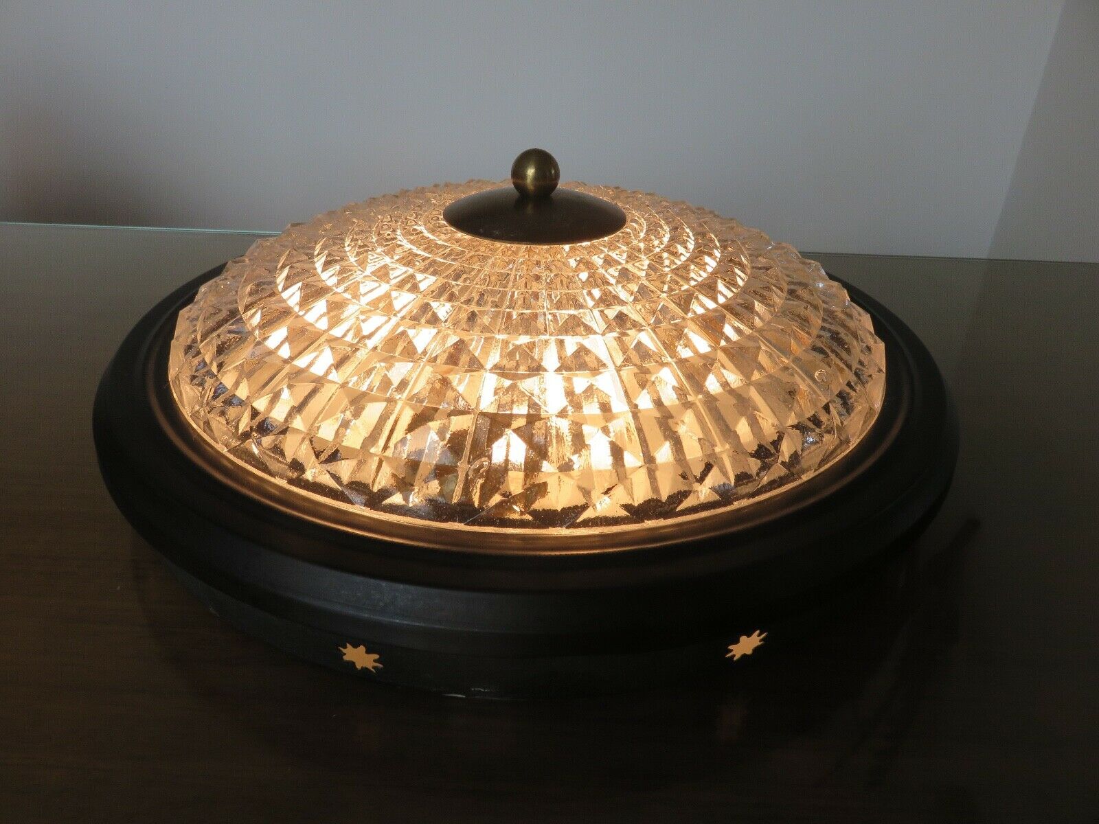 Applique " étoilée " 3 feux, verre diamant et laiton années 50 60