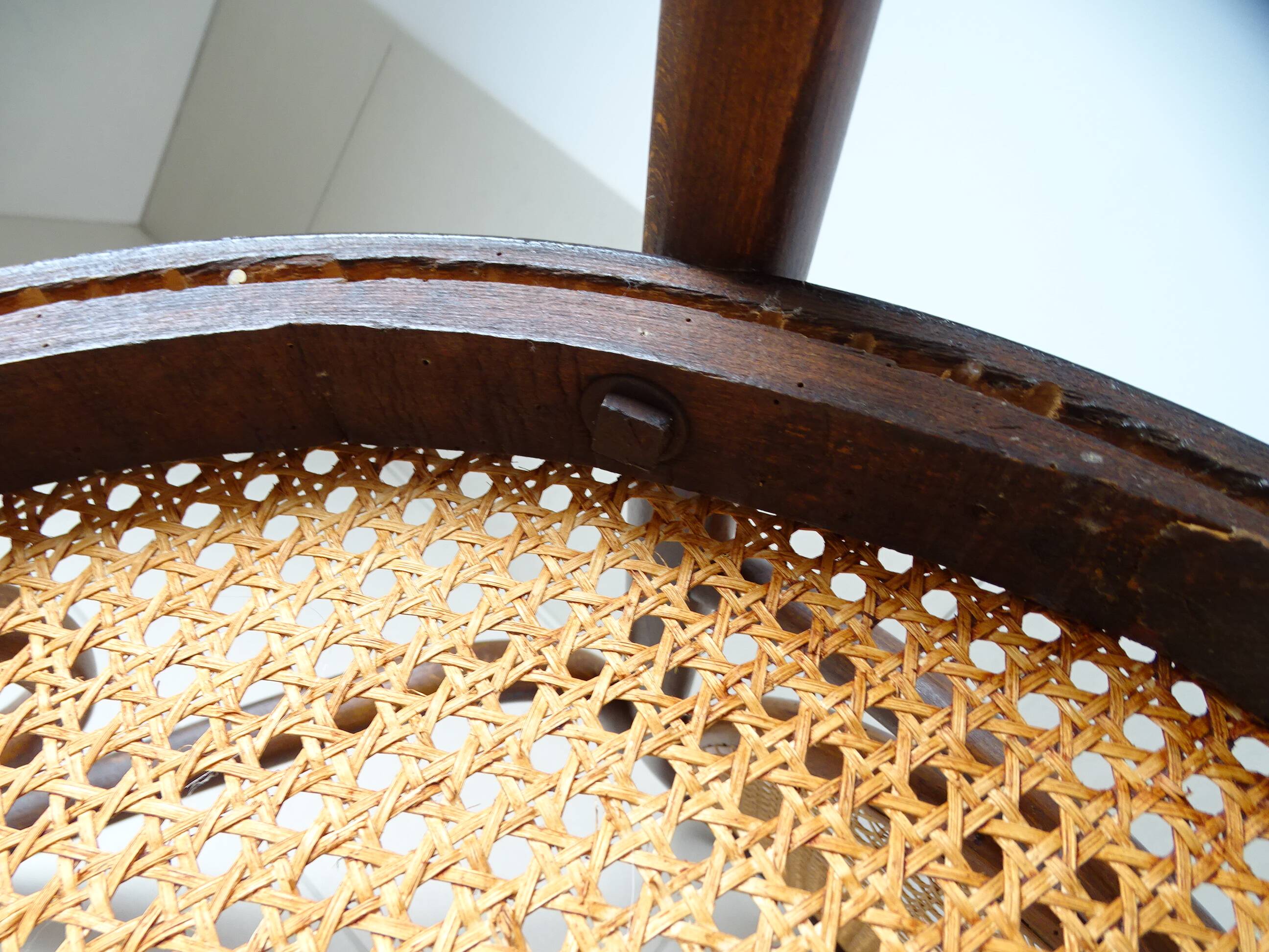 Fauteuil Fischel assise et dossier canné bois courbé