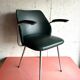 Fauteuil vintage skaï vert et chrome