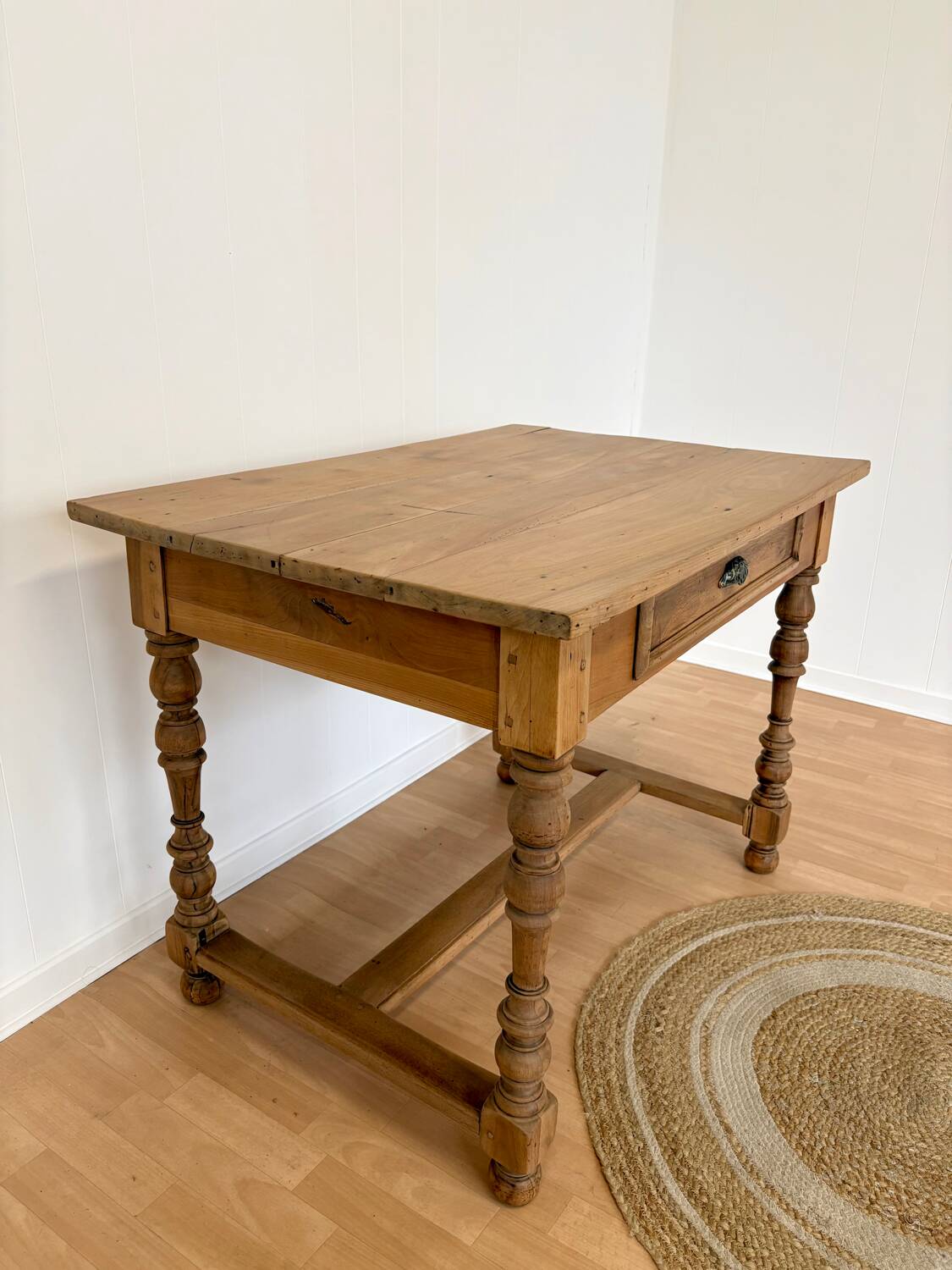 Renovated oak desk table