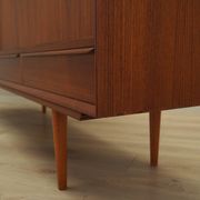 Buffet haut en teck, design danois, années 1960, production : Danemark
