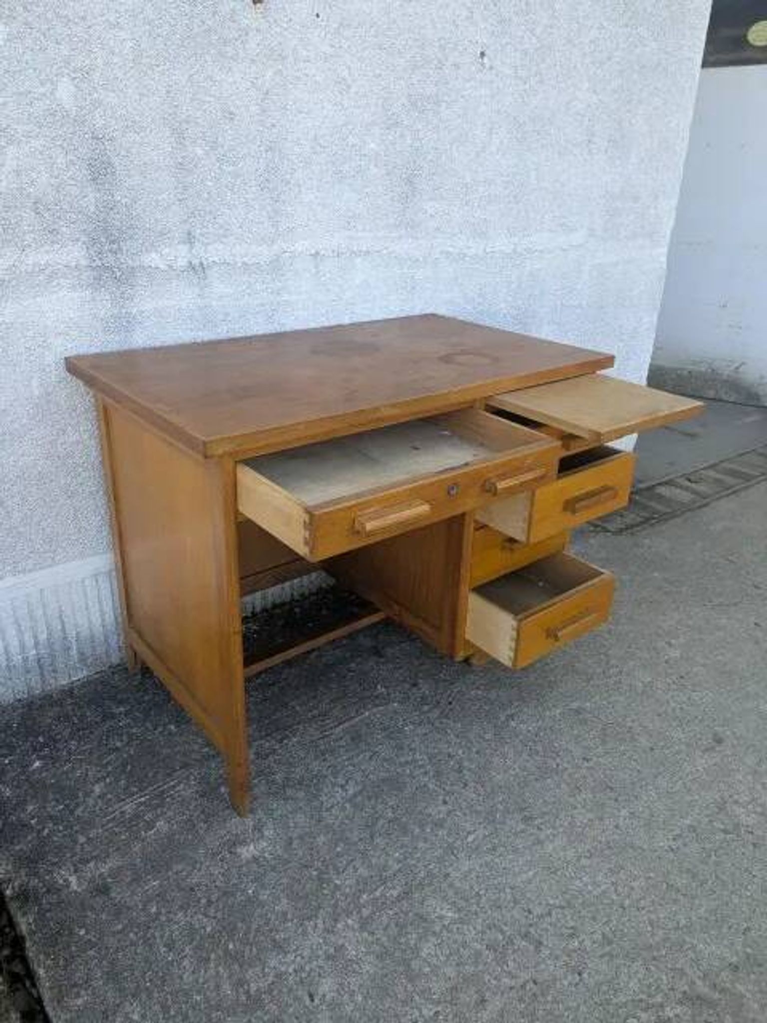 Bureau administratif adulte