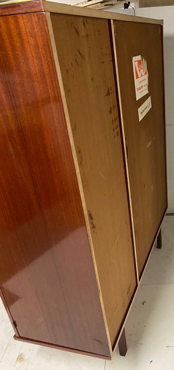 Armoire vintage pieds compas