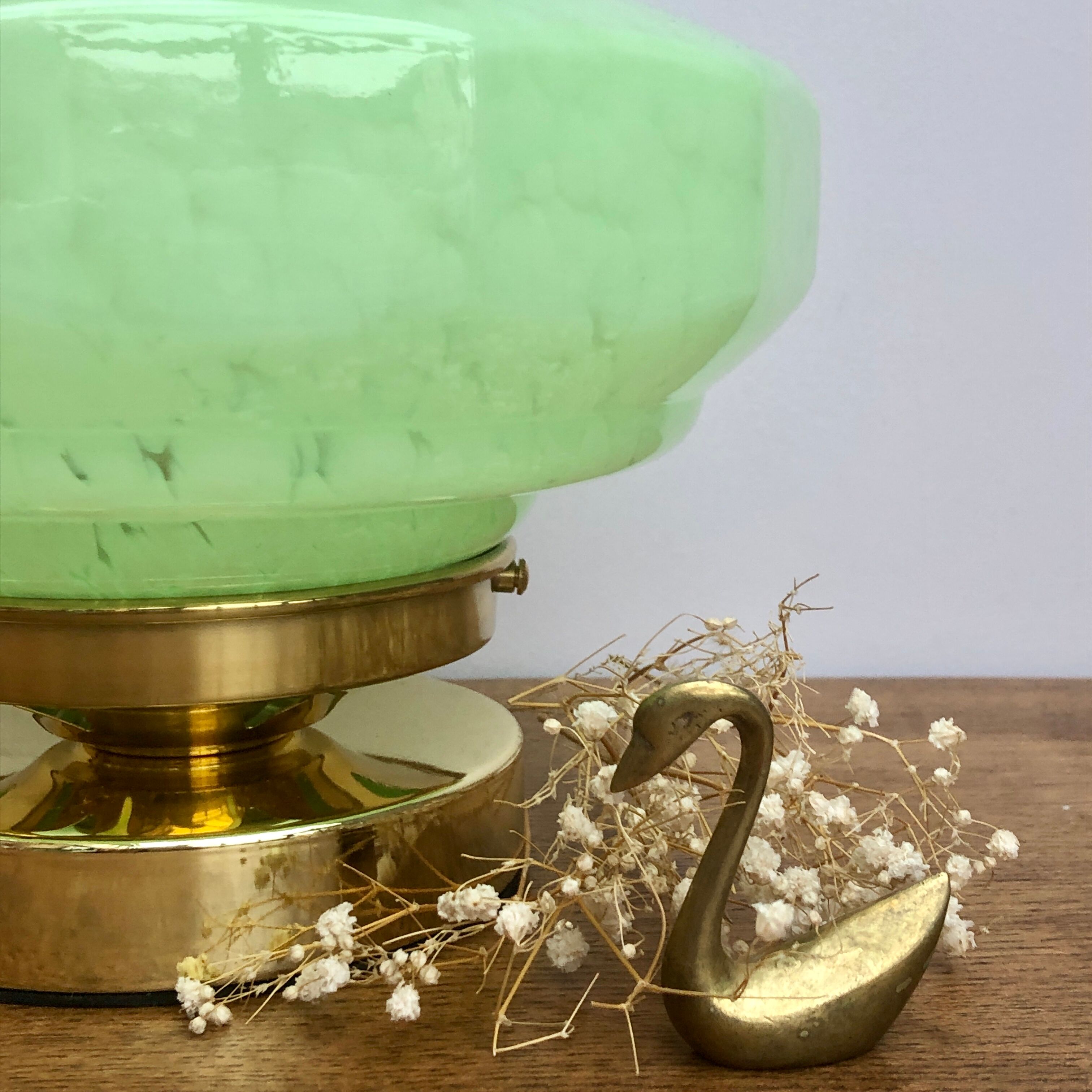 Vintage globe-laying lamp in clichy glass