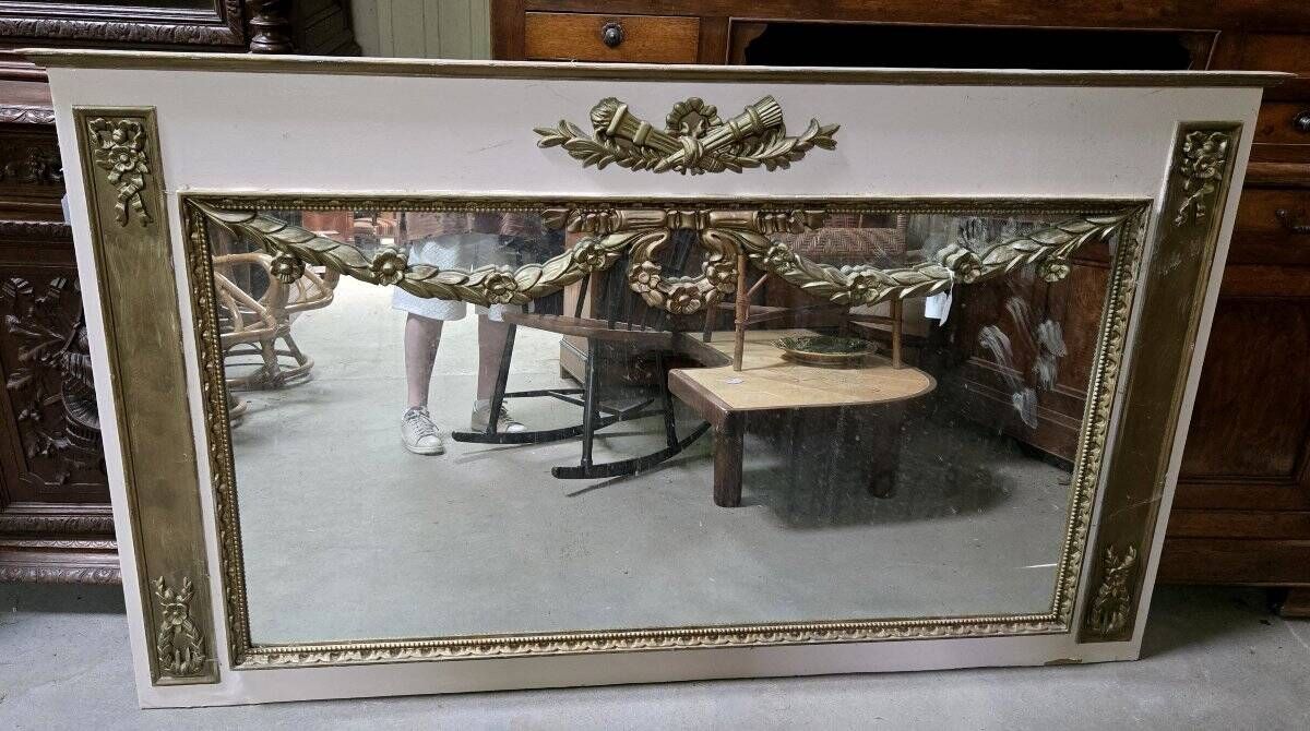 very large wooden trumeau in Louis XVI style, painted wood