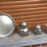 Tea service in Etain