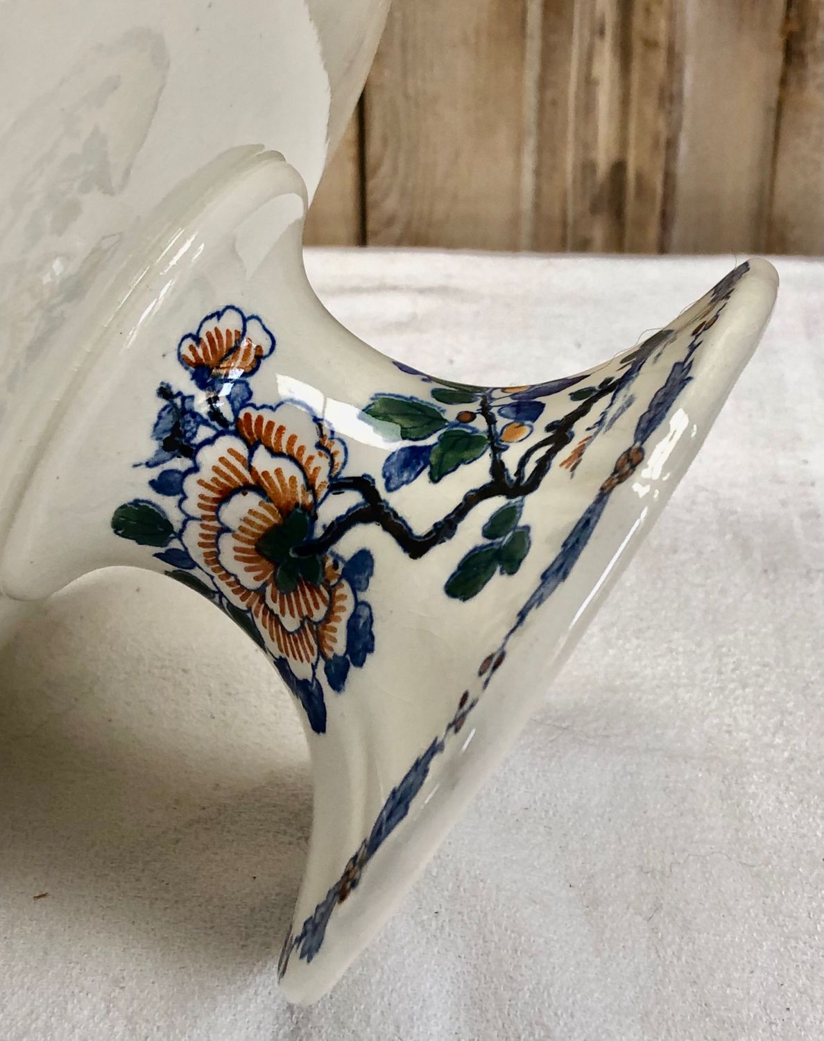 Compotier fruit cutters on pedestal Gien rooster and peonies 1938 1960