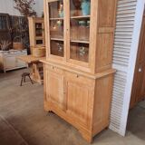 Sideboard with 2 glass panels