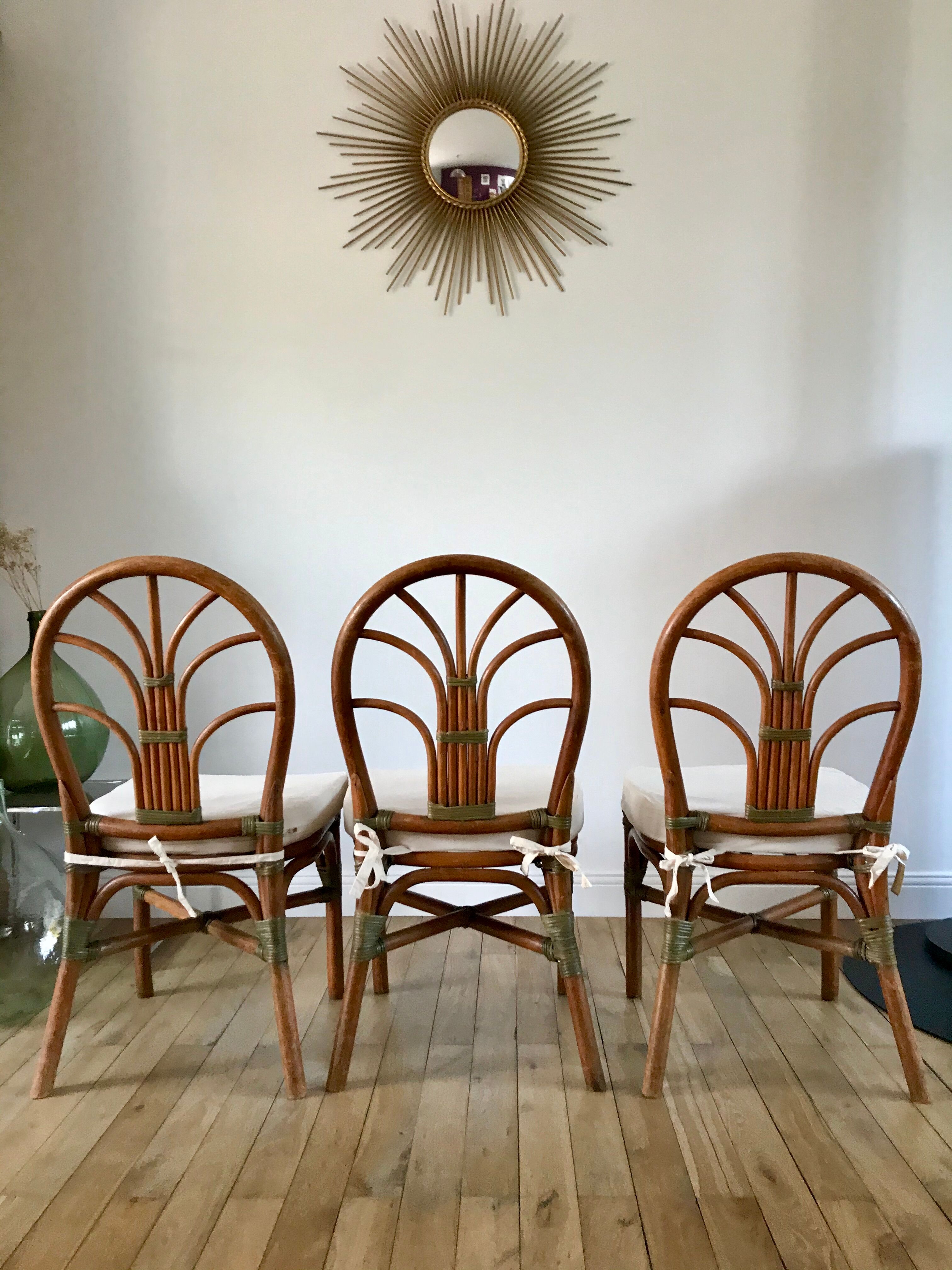 Set of 3 rattan / bamboo chairs with cushions years 1960-1970
