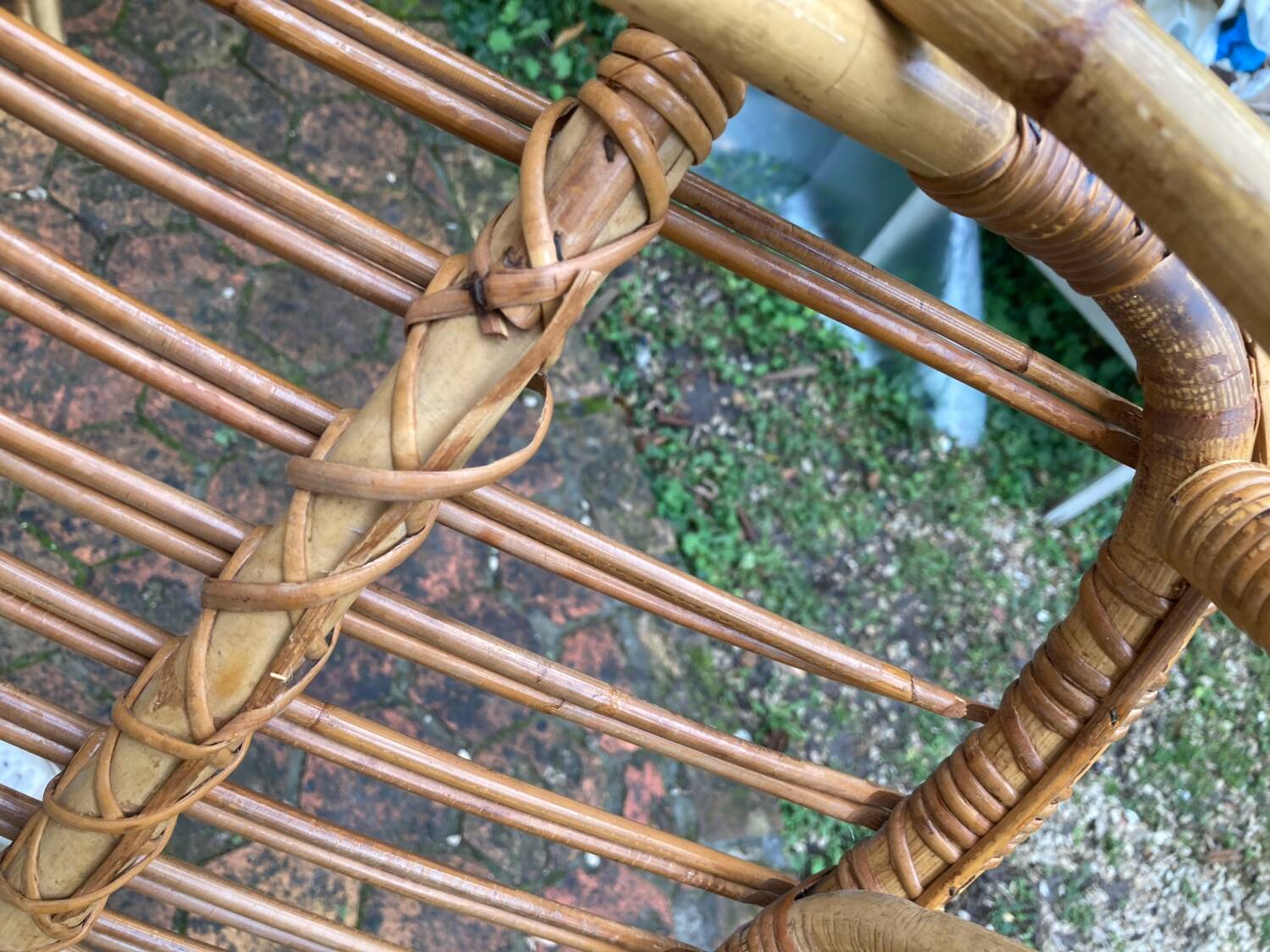 Lot de 10 chaises en rotin vintage